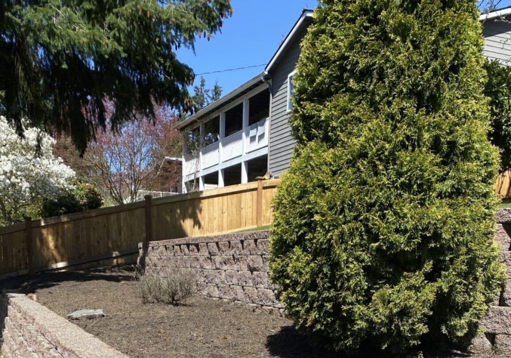 Clean stone retaining wall landscaping